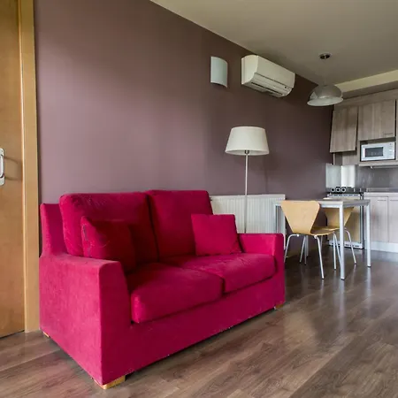 Residencia Universitaria Resa Hernan Cortes * Salamanka