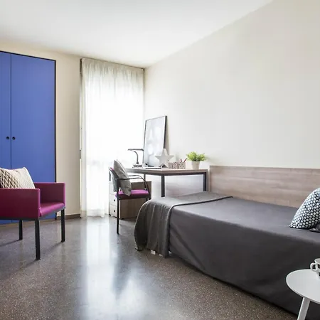 Residencia Universitaria Resa Hernan Cortes Appartamento *