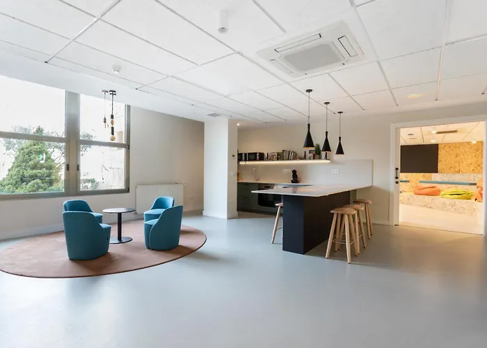 Residencia Universitaria Resa Hernan Cortes Apartamento