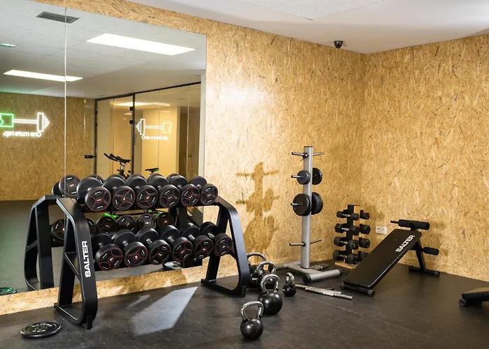 Residencia Universitaria Resa Hernan Cortes 살라망카