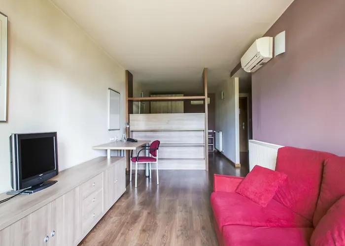 Apartamento Residencia Universitaria Resa Hernan Cortes