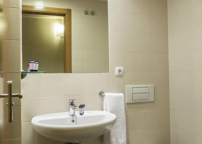 Residencia Universitaria Resa Hernan Cortes 살라망카